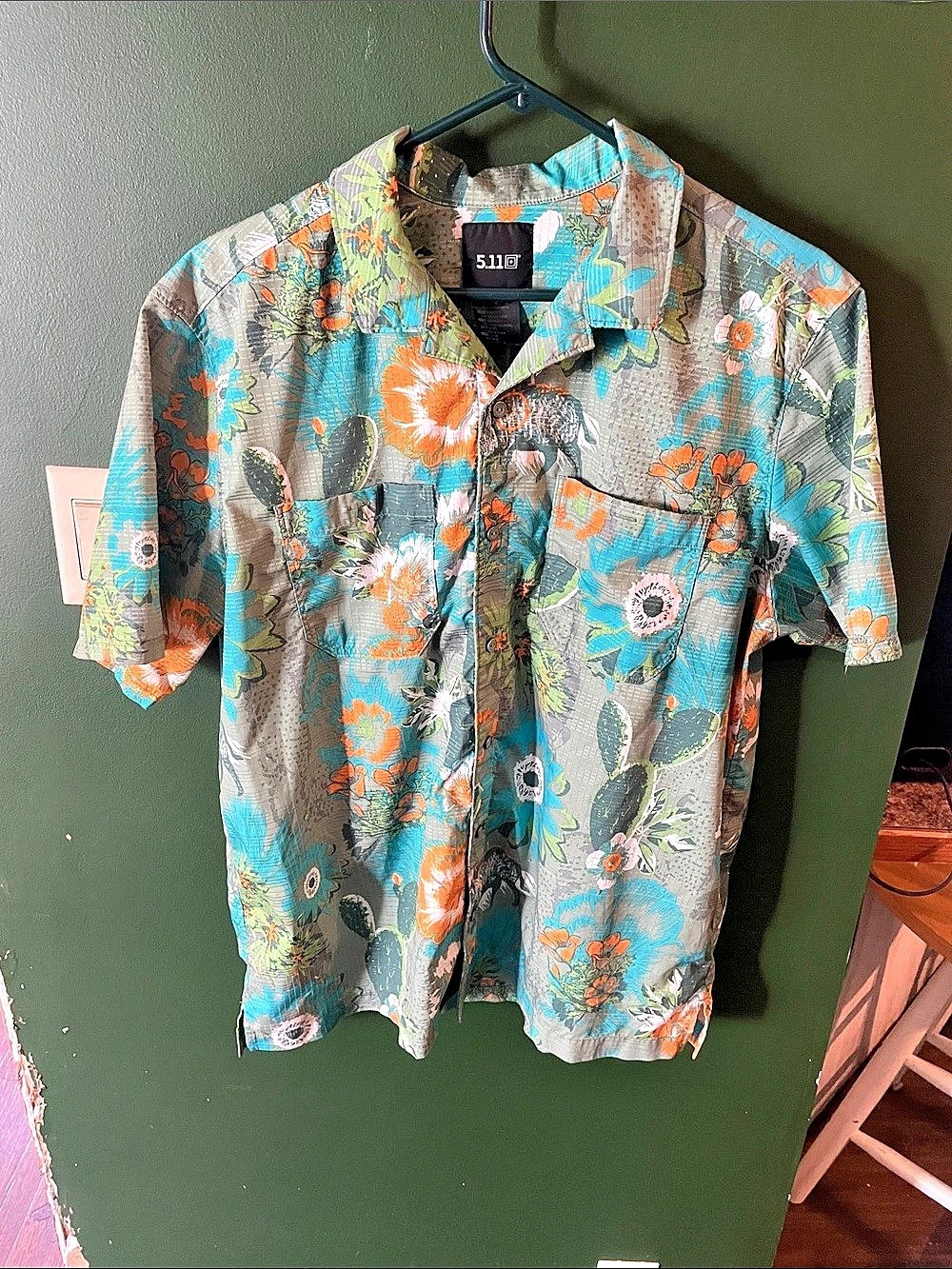 5.11 Tactical Hawaiian Shirt Beach Rip-Stop Green Men’s Size Large